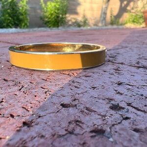 J. Crew Gold toned Bracelet 🌺